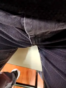 Snapshot of Gigolo31per31 chatting on 11.04.25 Gigolo31per31 online show from 11.04.25