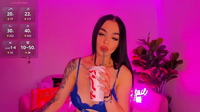 TiaBelle online show from 11.05.25