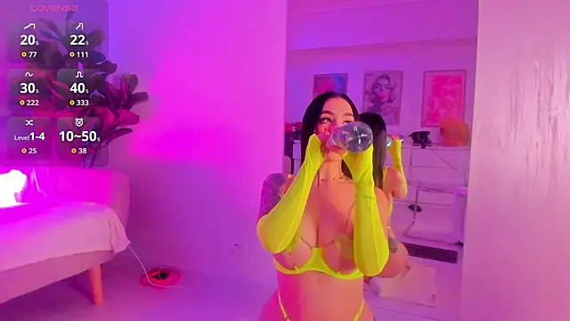 TiaBelle online show from 11.09.25