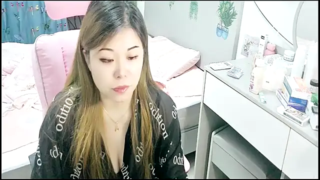 Snapshot of DUODUOBB-2025 chatting on 11.09.25 DUODUOBB-2025 online show from 11.09.25