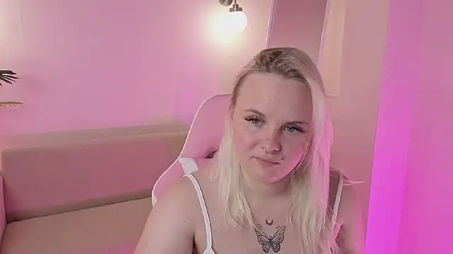 ChristyF0x online show from 09.24.25