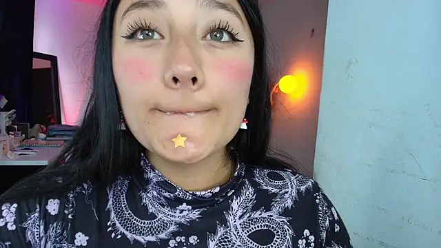 Hinata 21  online show from 04.17.26