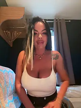 CarmenMB online show from 09.28.25