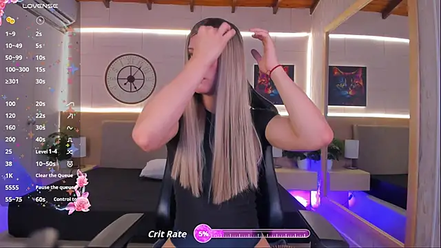 Snapshot of Catajohnss chatting on 10.13.25 Catajohnss online show from 10.13.25