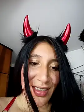   Antonella online show from 10.05.25