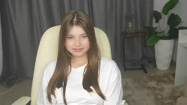 AlexisStrazza online show from 10.02.25