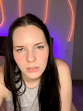 Snapshot of Mila-Jasmin chatting on 10.01.25 Mila-Jasmin online show from 10.01.25