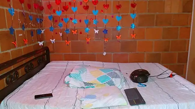 lorenacapelli online show from 10.03.25