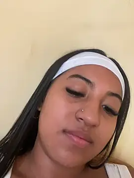 Snapshot of vfridaper chatting on 07.22.26 vfridaper online show from 07.22.26