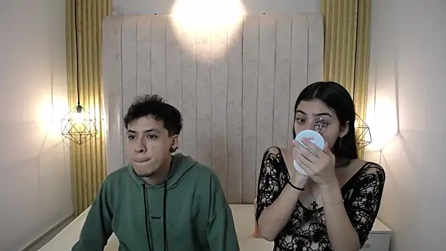 jakeyariana online show from 10.09.25