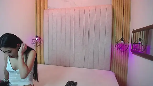 jakeyariana online show from 10.21.25