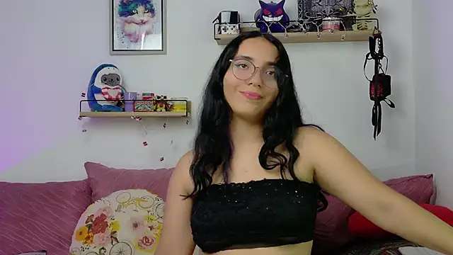 LucyDerby online show from 02.05.26