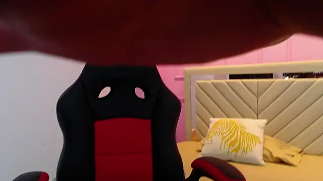 ALAHIACRUZ1 online show from 10.02.25