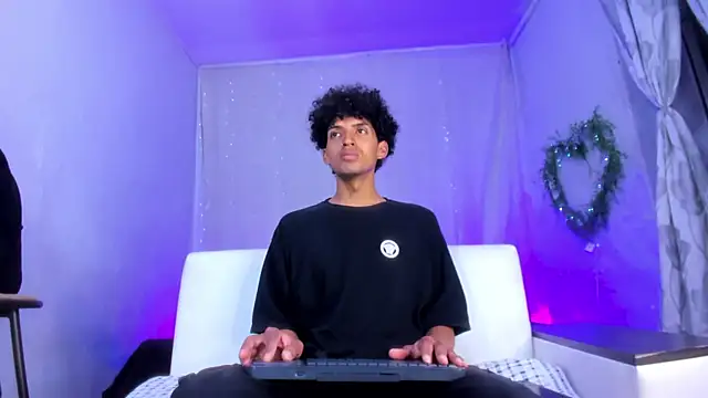 josesweet  online show from 10.29.25