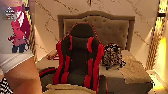 Snapshot of Nina_Rouge7 chatting on 10.03.25 Nina Rouge7 online show from 10.03.25