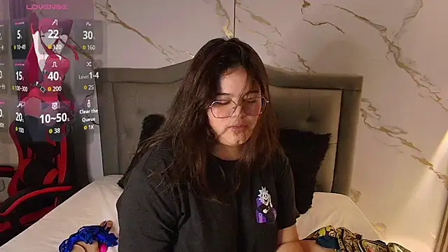 Snapshot of Nina_Rouge7 chatting on 10.05.25 Nina Rouge7 online show from 10.05.25