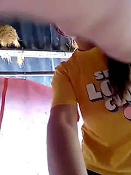 Snapshot of Sera_sexy01 chatting on 10.18.25 Sera sexy01 online show from 10.18.25