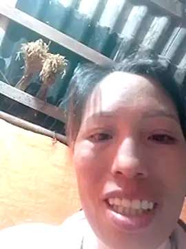 Snapshot of Sera_sexy01 chatting on 10.22.25 Sera sexy01 online show from 10.22.25