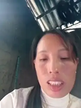 Snapshot of Sera_sexy01 chatting on 10.23.25 Sera sexy01 online show from 10.23.25