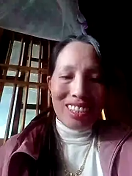 Snapshot of Sera_sexy01 chatting on 10.27.25 Sera sexy01 online show from 10.27.25