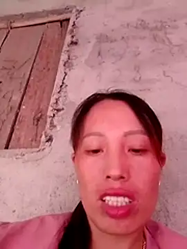 Snapshot of Sera_sexy01 chatting on 10.28.25 Sera sexy01 online show from 10.28.25