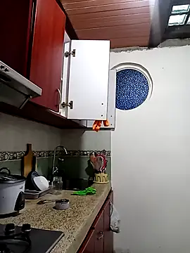 Snapshot of LucasGaeel chatting on 10.06.25 LucasGaeel online show from 10.06.25