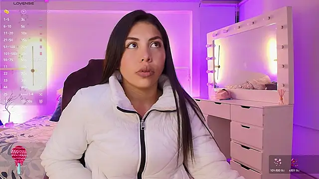 kloe28 online show from 10.04.25