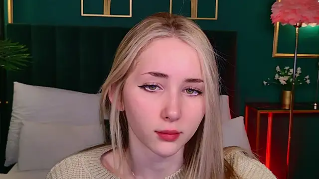 LiraKink online show from 11.26.25