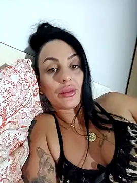 julia031087 online show from 09.24.25