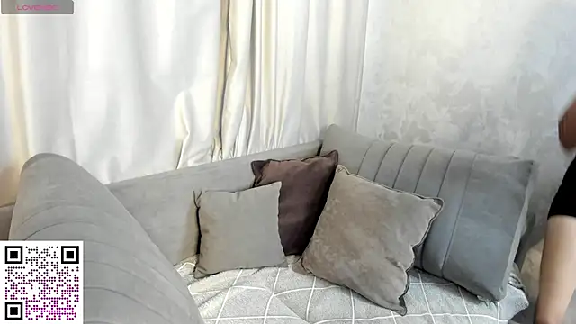 Snapshot of Michelle_Murray chatting on 10.09.25 Michelle Murray online show from 10.09.25