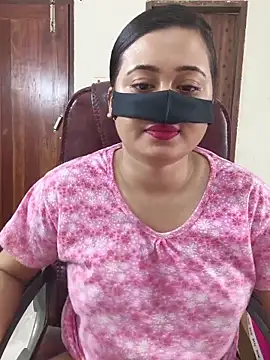 Love Queen11 online show from 04.18.26