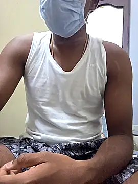 Snapshot of handsome_blg_tam chatting on 04.08.26 handsome blg tam online show from 04.08.26