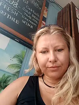 tania19999 online show from 09.28.25