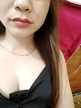 Snapshot of Girl_Shy2000 chatting on 10.04.25 Girl Shy2000 online show from 10.04.25