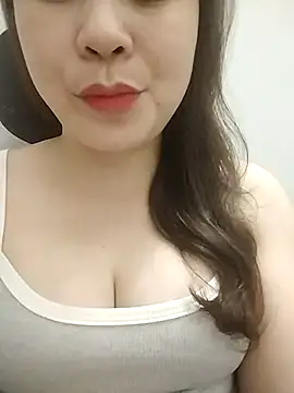 Girl Shy2000 online show from 03.20.26