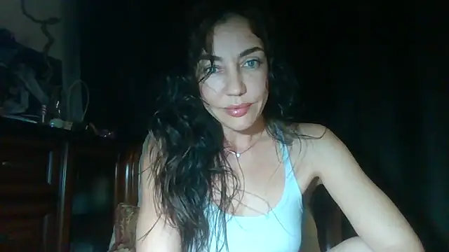 Felariss online show from 10.26.25