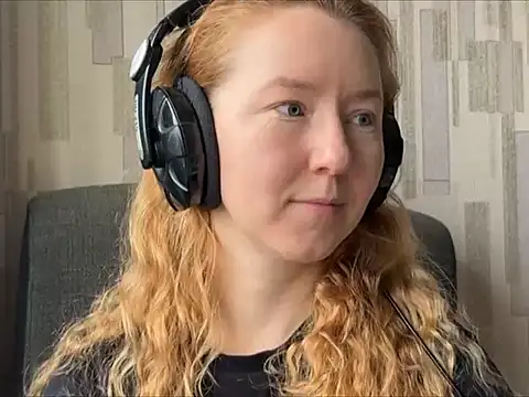 Nayverin online show from 10.24.25