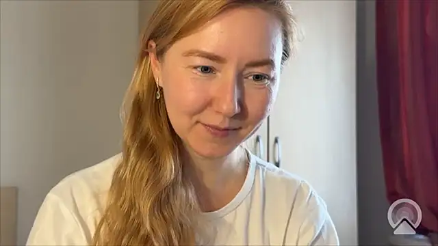 Nayverin online show from 10.26.25