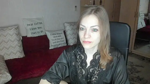 Tiffany Bates online show from 03.29.26