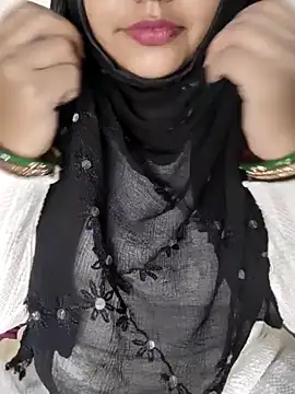 Miss Rose   online show from 10.04.25