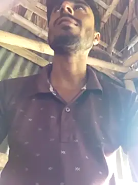 Snapshot of LesserUpset chatting on 11.03.25 LesserUpset online show from 11.03.25