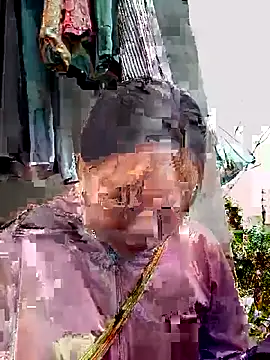 Snapshot of Samyy_xx chatting on 10.07.25 Samyy xx online show from 10.07.25