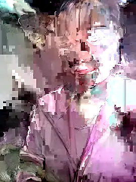 Snapshot of Samyy_xx chatting on 10.18.25 Samyy xx online show from 10.18.25