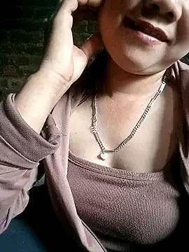 Snapshot of Samyy_xx chatting on 02.16.26 Samyy xx online show from 02.16.26