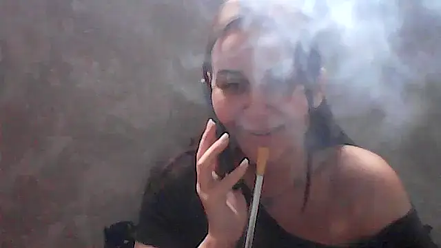 Snapshot of Venoraye chatting on 10.25.25 Venoraye online show from 10.25.25