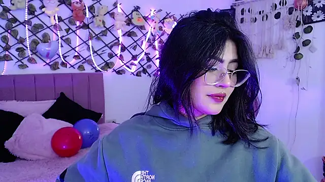 Snapshot of isa_bunny18 chatting on 10.03.25 isa bunny18 online show from 10.03.25