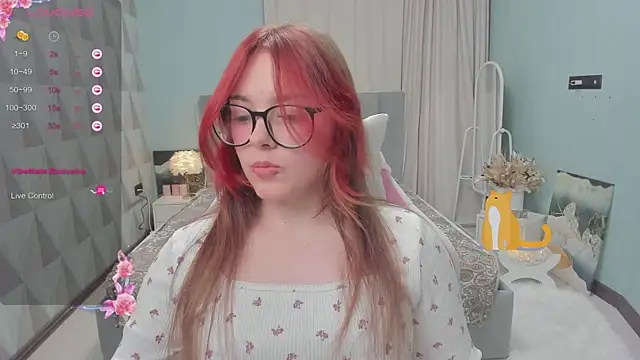 Snapshot of Monaco_Sun chatting on 10.14.25 Monaco Sun online show from 10.14.25