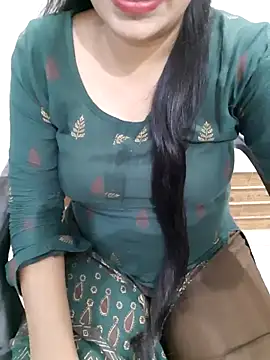 Snapshot of Anchal-si chatting on 10.07.25 Anchal-si online show from 10.07.25