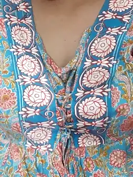 Snapshot of Minakshi_677 chatting on 10.06.25 Minakshi 677 online show from 10.06.25