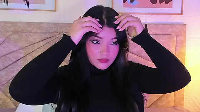 EmmaBlossom online show from 02.11.26